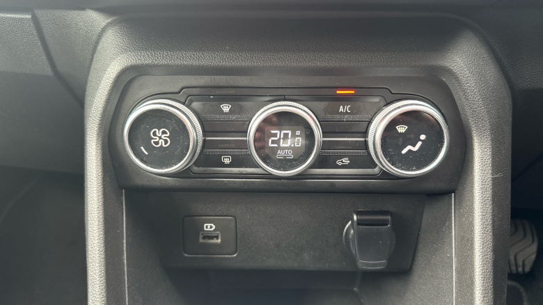 Dacia Jogger 1.0 TCe Extreme SE 5dr Petrol Estate